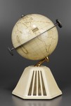 Colonial ’New World’ 158 Globe Radio - Loewy Design